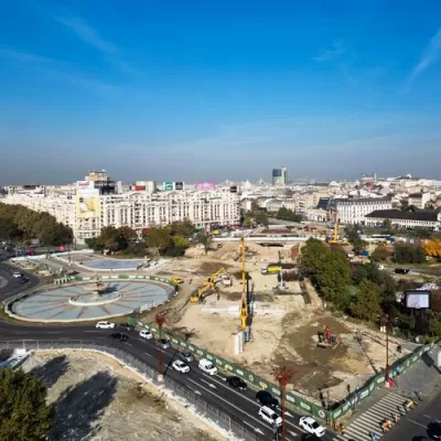 Planseul Unirii: Betonare planseu peste Dambovita si extindere organizare de santier
